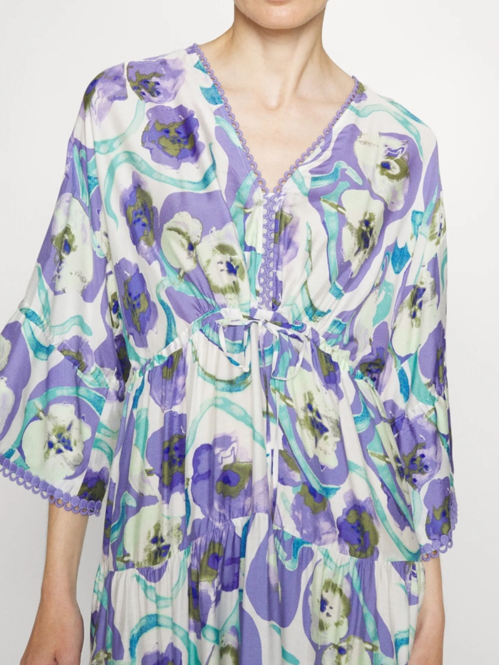 Diane Von Furstenberg Lavender, Aqua & White Floral V-Neck dress